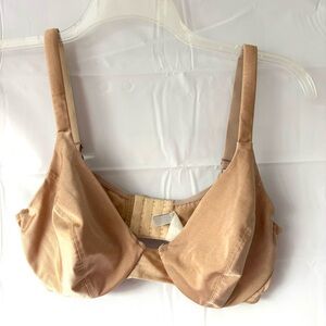 Natori Luquid Full Fit Contour Underwire Bra SZ 34C Worn